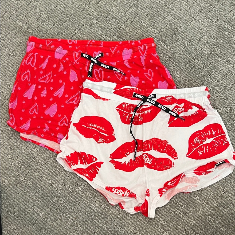 PSD Women's Red and White Heart & Lip Print Shorts Set